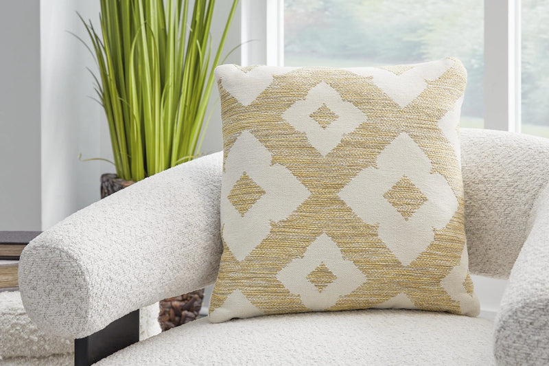 Brockner Next-Gen Nuvella Pillow